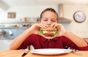 Çocuğunuzu Obeziteden Korumak İçin Yapmanız Gerekenler