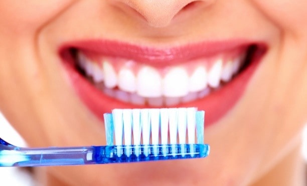 En iyi Diş Fırçası Nasıl Olmalıdır?
