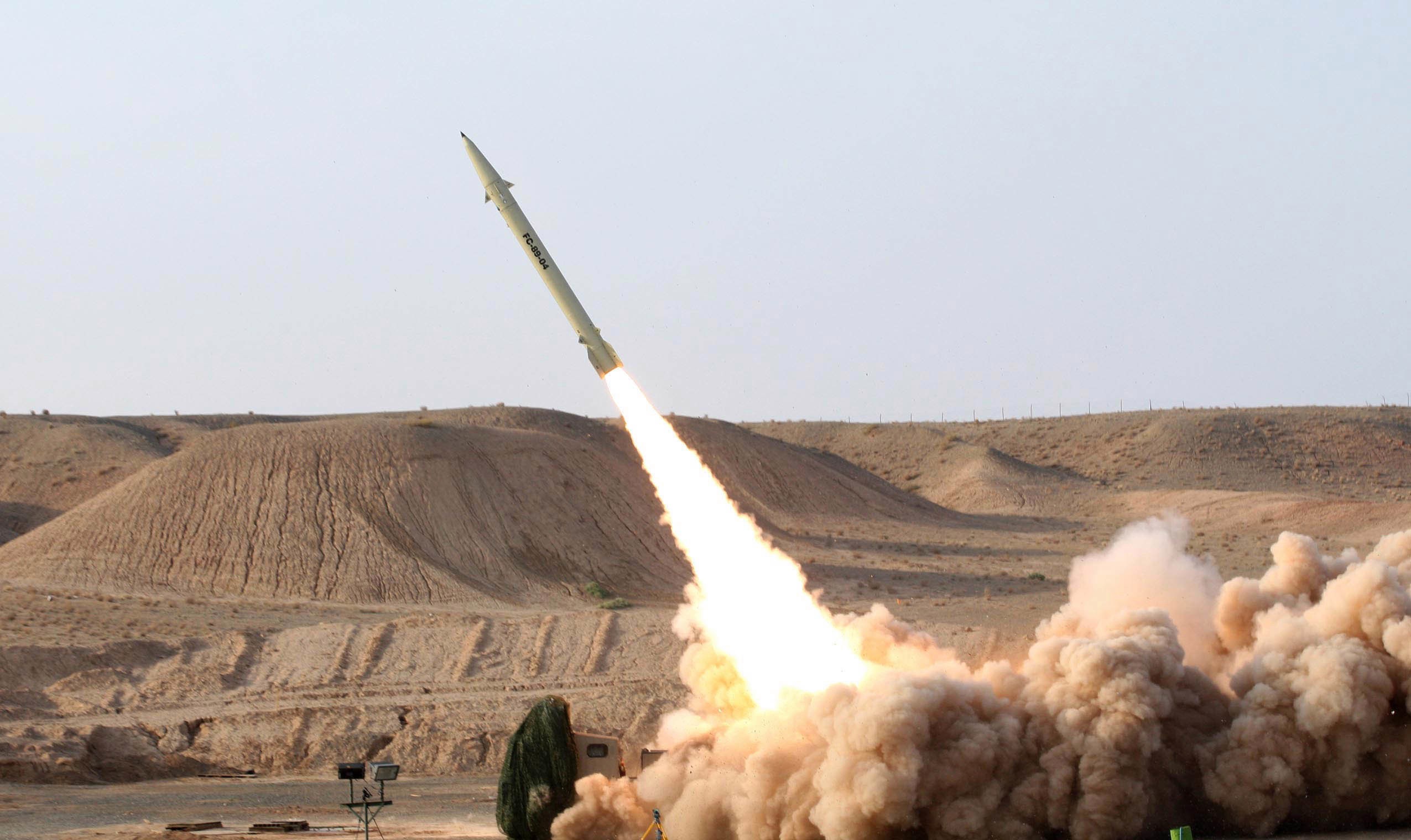 İran’dan ABD Üslerine Roket Saldırısı