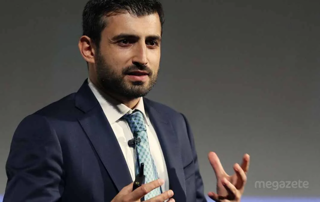 Selçuk Bayraktar kimdir