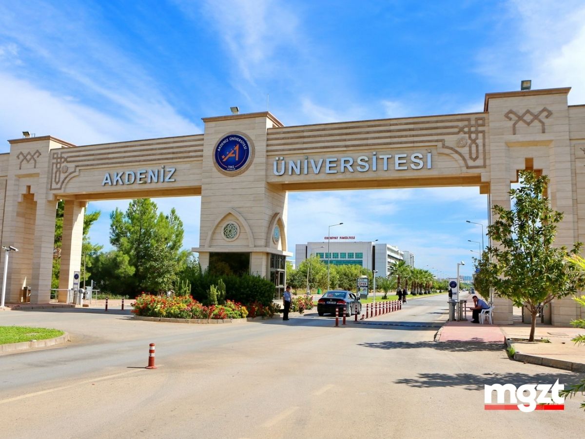 Akdeniz Üniversitesi