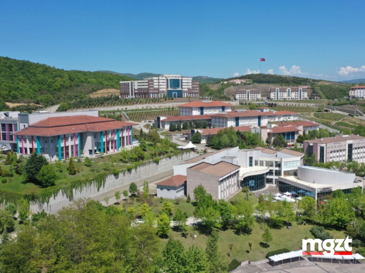 Düzce Üniversitesi